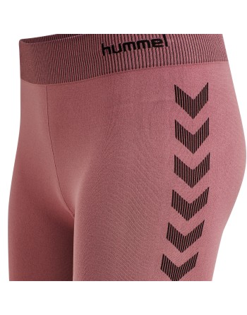 HUMMEL FIRST SEAMLESS TR TIGHTS W / Nahtlose Verarbeitung und körperbetontes Design