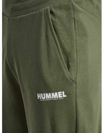 hmlLEGACY TAPERED PANTS / Schmal zulaufende Hose aus Sweatstoff