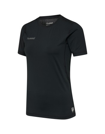 HML FIRST PERFORMANCE WO JERSEY S/S / Performance Damen T-Shirt aus leichtem Materialmix für angenehmen Tragekomfort