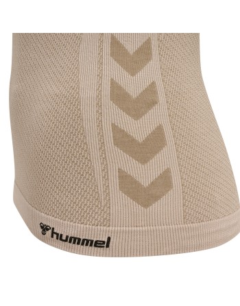 hmlCLEA SEAMLESS TIGHT T-SHIRT / Enges T-Shirt aus dehnbarem Material