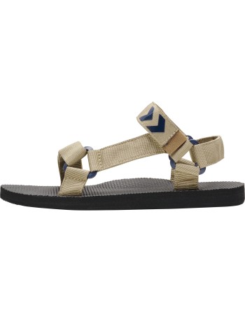 STRAP SANDAL