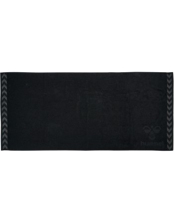 HUMMEL LARGE TOWEL / Handtuch aus Jacquard-Strick mit hummel-Logo und Winkeln
