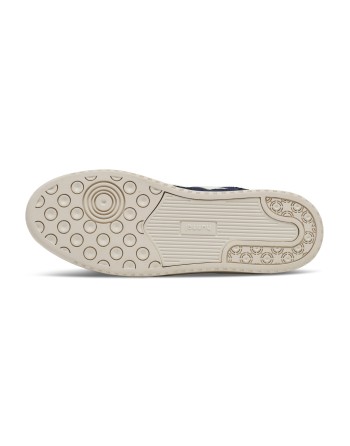 ST. POWER PLAY SUEDE