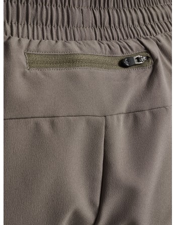 nwlMAX ZIP POCKET SHORTS