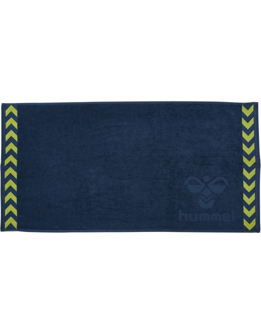 HUMMEL SMALL TOWEL / Handtuch aus Jacquard-Strick mit hummel-Logo und Winkeln HUMMEL SMALL TOWEL / Handtuch aus Jacquard-Strick mit hummel-Logo und Winkeln